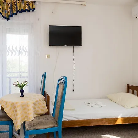 Guest house Ares