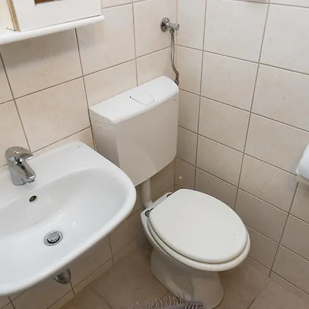 Ares Guest house 3*